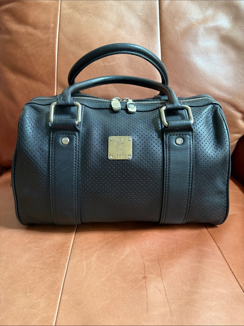 🖤🩶Beautiful Perforated Black Leather MCM Boston Bag🖤🩶